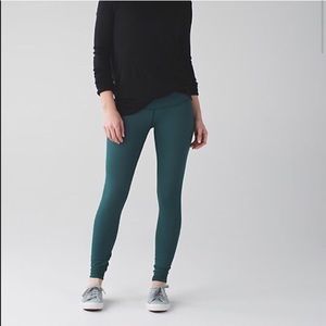 Lululemon Dark Green wunder under pants size 4